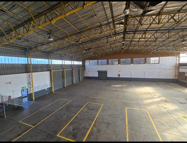 2,722M² WAREHOUSE TO LET IN BENROSE